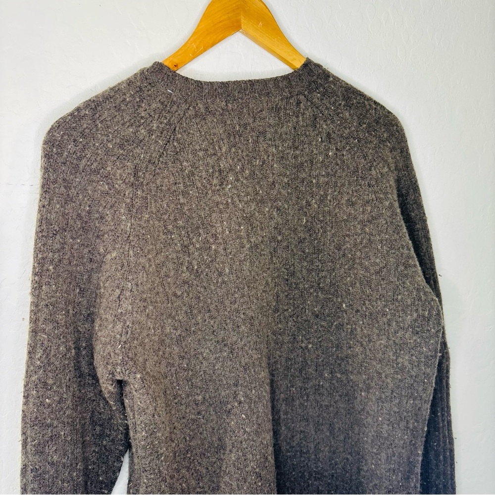 Y2K Abercrombie & Fitch Men's Dark Gray Crewneck Sweater - Picture 8 of 9